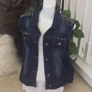 Dark wash Denim Jacket Studded L Stretch